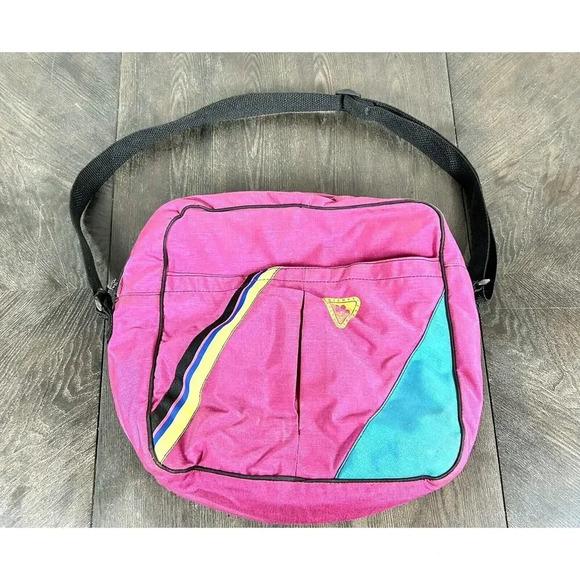 Vintage 80’s Hot Pink Teal Coleman Insulated Zip Cooler With Pockets And Strap - Picture 12 of 14